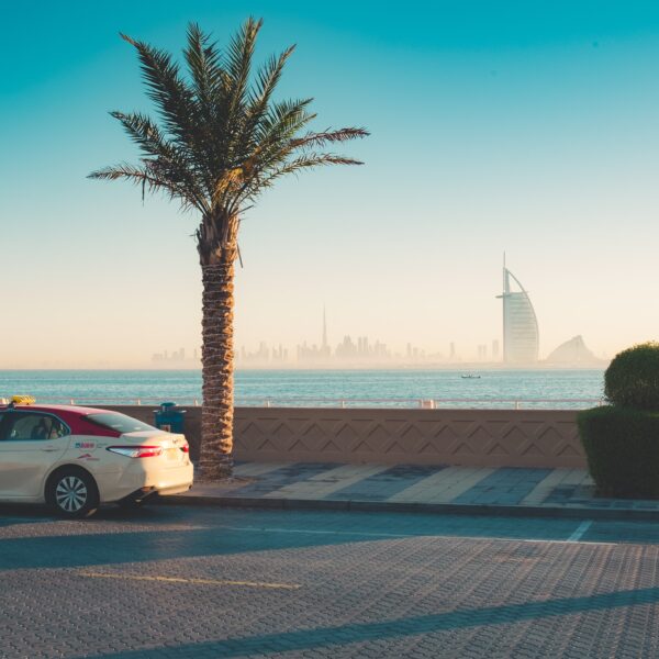 #SejurÎnDubai: Cum ajungi in Dubai din Abu Dhabi?
